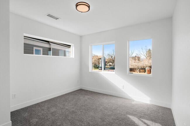 Building Photo - New Construction Home Available Now! | Blo...