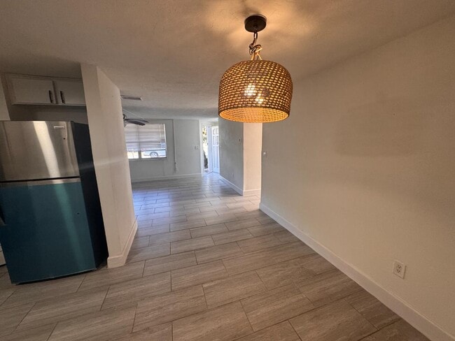 Building Photo - 5525 Quist Dr