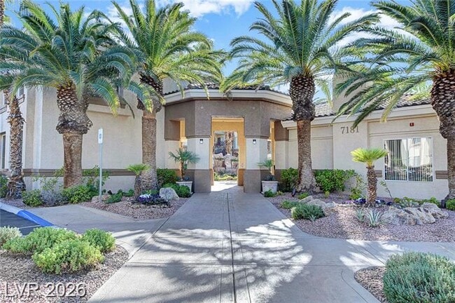 Building Photo - 7115 S Durango Dr