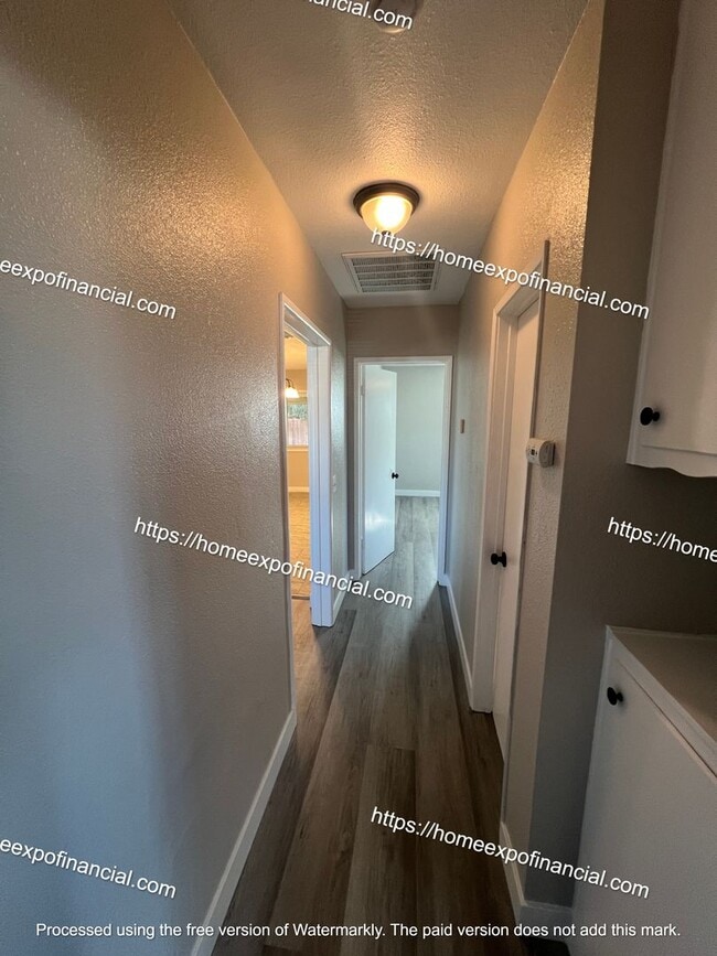 Building Photo - Nice Home For Rent