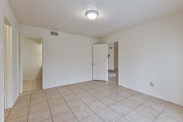 Building Photo - 19311 Lazy Valley Dr