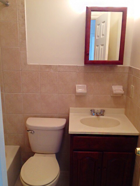 Interior Photo-Bathroom - 652-656 City Island Ave