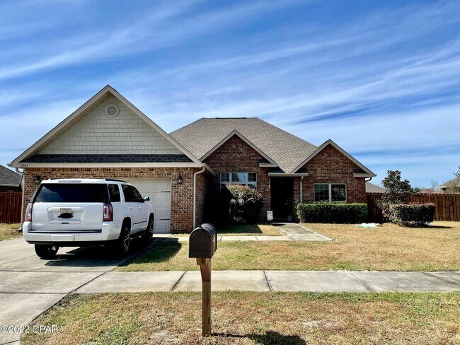 Primary Photo - 3205 Colter St