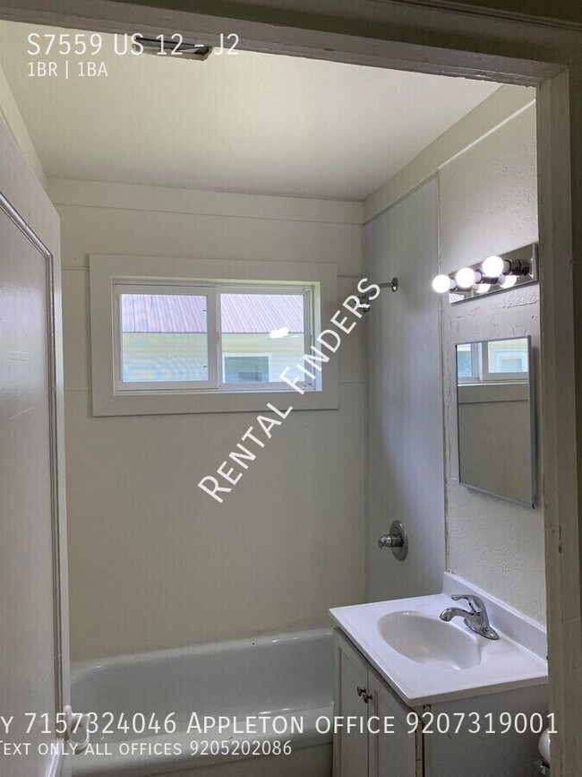 Building Photo - S7559 US-12