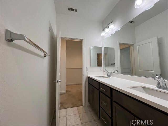 Building Photo - 4867 S Avocado Trail