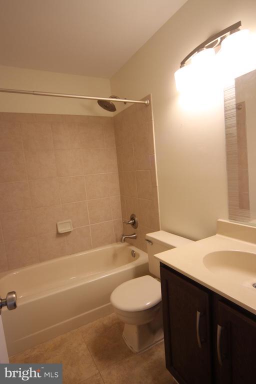 Building Photo - 12288 Wadsworth Way