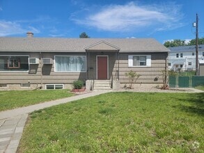 Building Photo - Move-In Ready 2-Bedroom Duplex in Richland