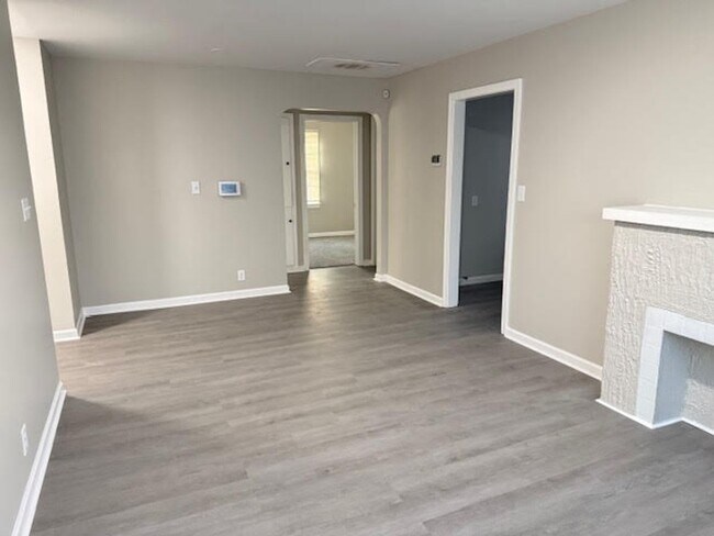 Building Photo - 2143 S Wichita St