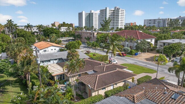 Building Photo - 3207 Marine Dr