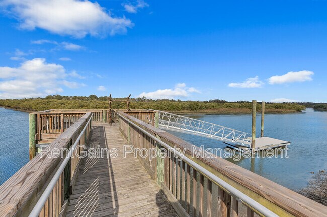 Building Photo - 133 Leeward Island Dr