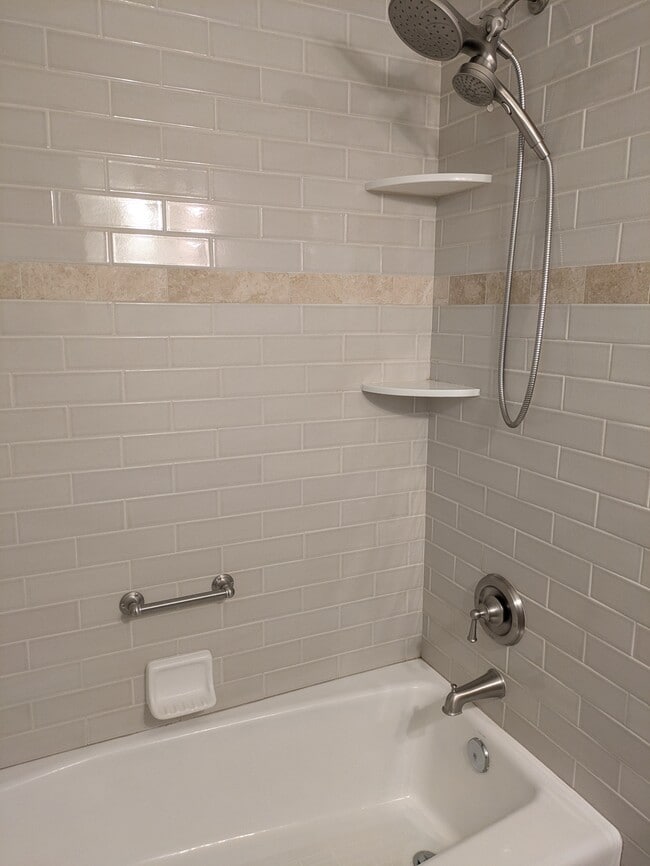 Building Photo - 6229 Colgate Rd