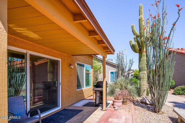 Building Photo - 6831 S Coral Gable Dr