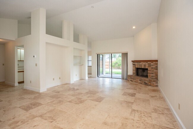 Building Photo - 4087 Waterview Loop