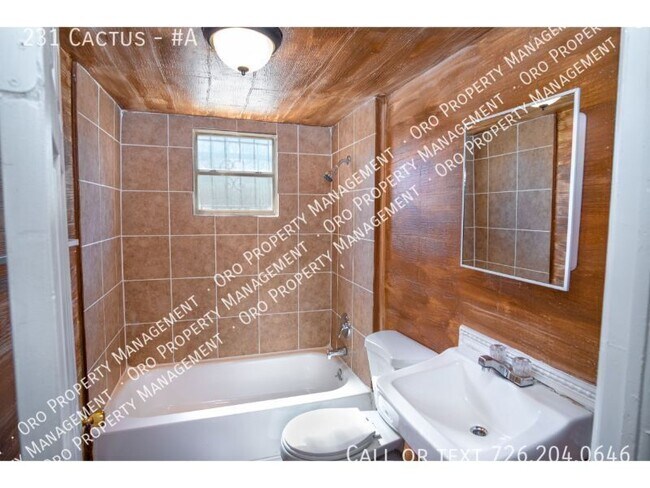 Building Photo - 231 Cactus-#A