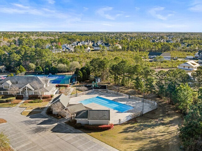 Building Photo - 264 E Red Head Cir