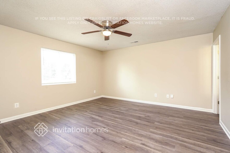 Building Photo - 3789 Foxton Dr