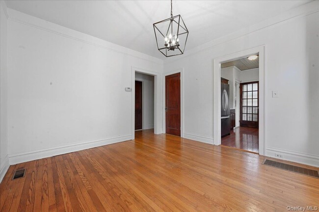 Building Photo - 1 Carl St