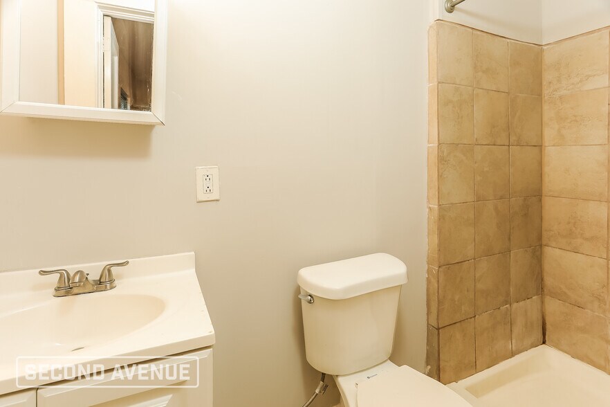 Building Photo - 349 Robison Dr