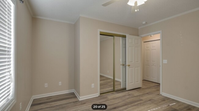Building Photo - 305 Brittany Park Pl