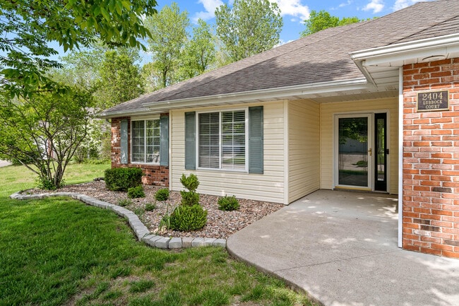 Building Photo - 2404 Lubbock Ct
