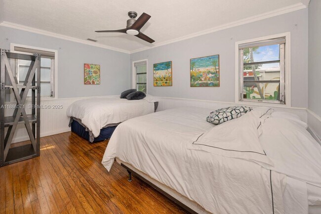 Building Photo - 1701 Fletcher St