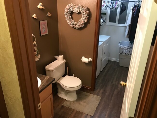 Building Photo - 2991 E 1610 S