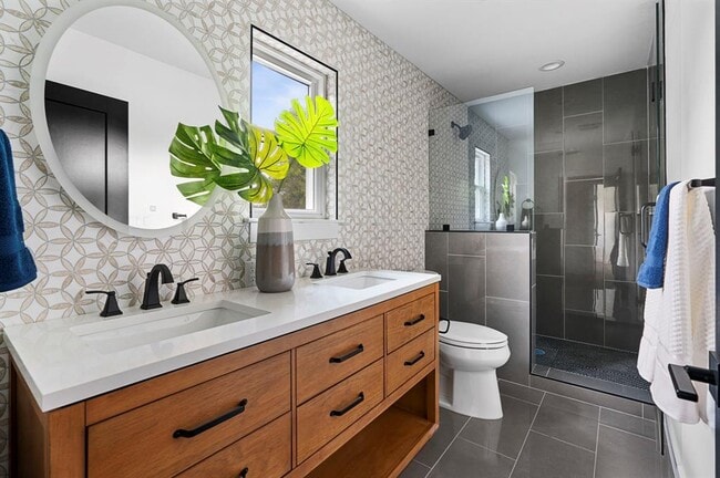 Building Photo - 6501 Thomas Springs Rd