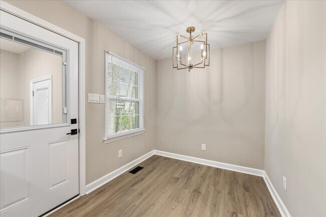 Building Photo - 4700 Walden Ct
