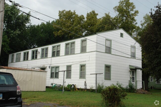 Building Photo - 5106-5125 E Boston St