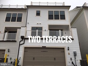 Building Photo - 22591 Amendola Terrace