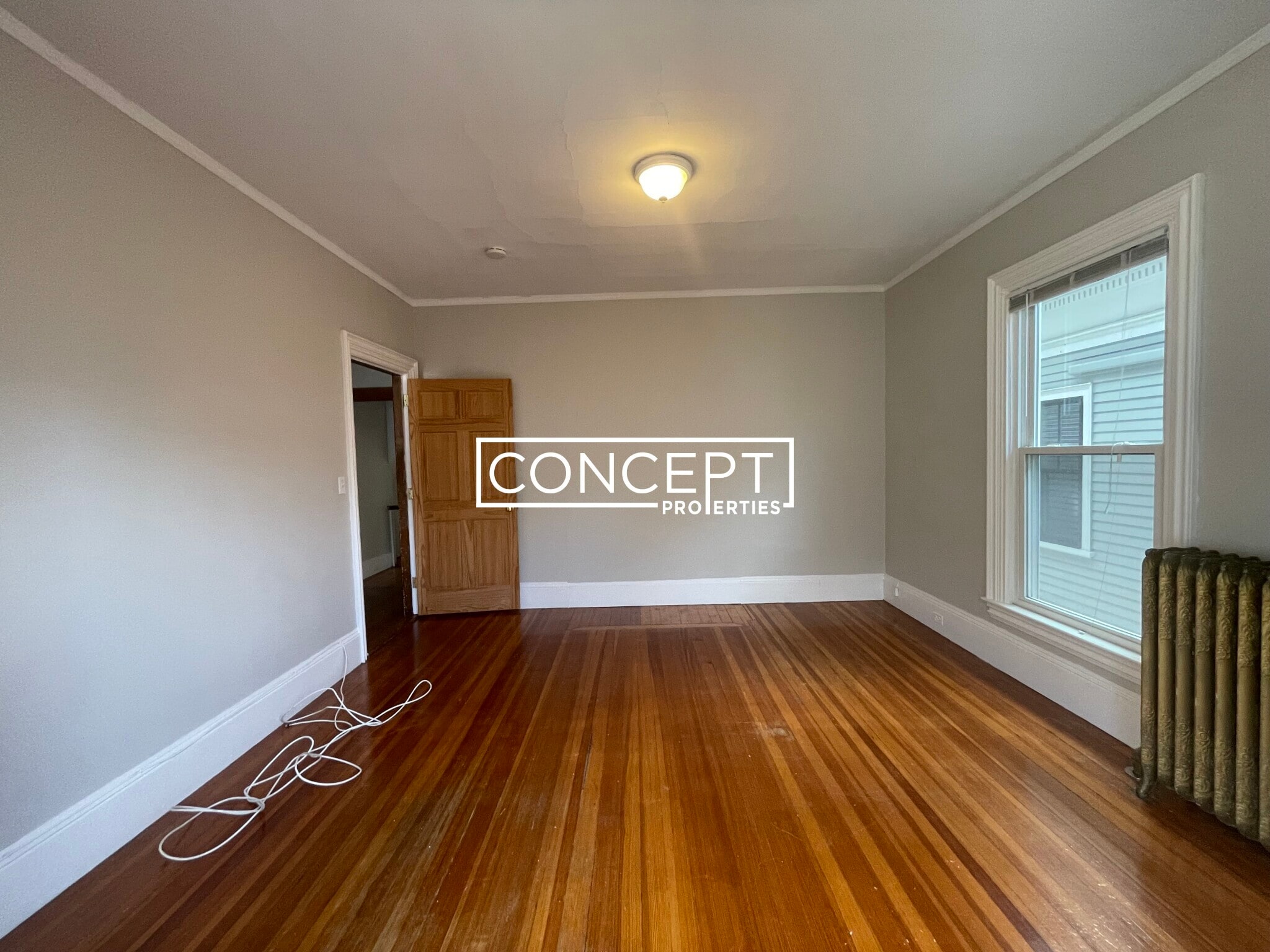 Building Photo - 8 Forest St