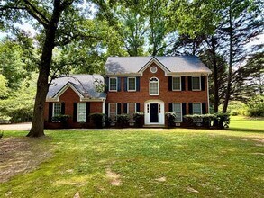 Building Photo - 4160 Creekwood Dr