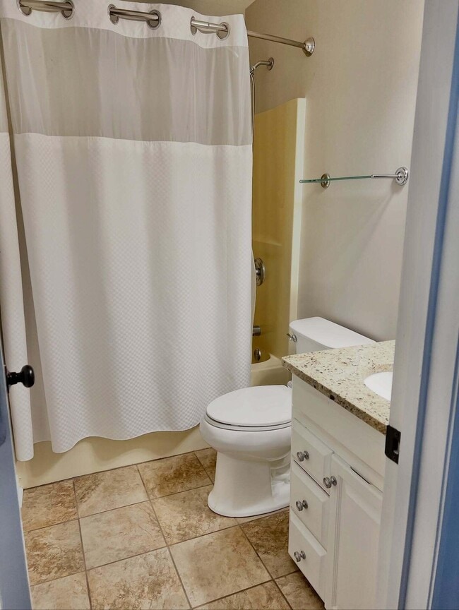 Building Photo - 100 Woodview Dr