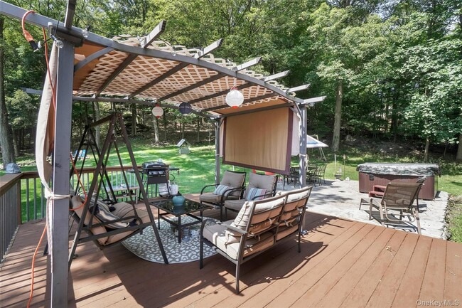 Building Photo - 41 Peddler Hill Rd