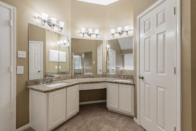 Building Photo - 18326 Cinderwood Dr