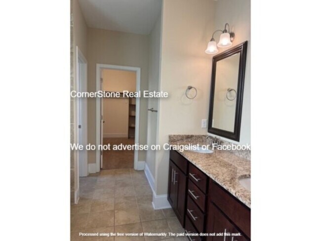 Building Photo - 547 Micahs Way N