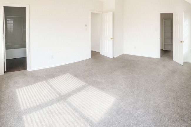 Building Photo - 11840 Porcupine Dr