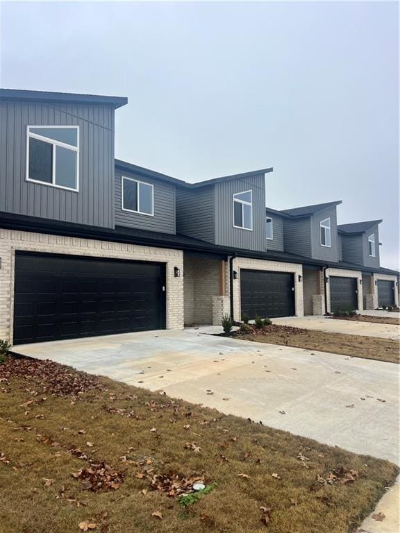 Building Photo - 1871 Lapis Ave