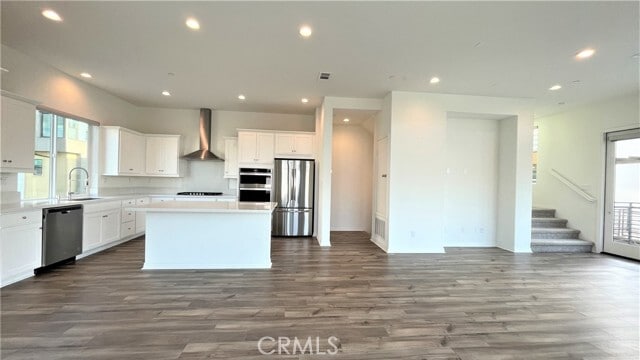 Building Photo - 152 Sawbuck