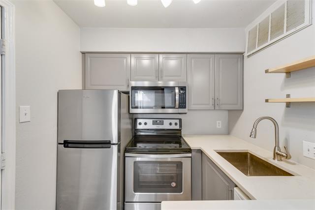 Building Photo - 3101 Sondra Dr