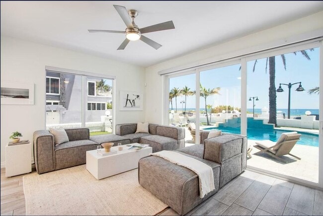 Building Photo - 3350 NE 14th Ct