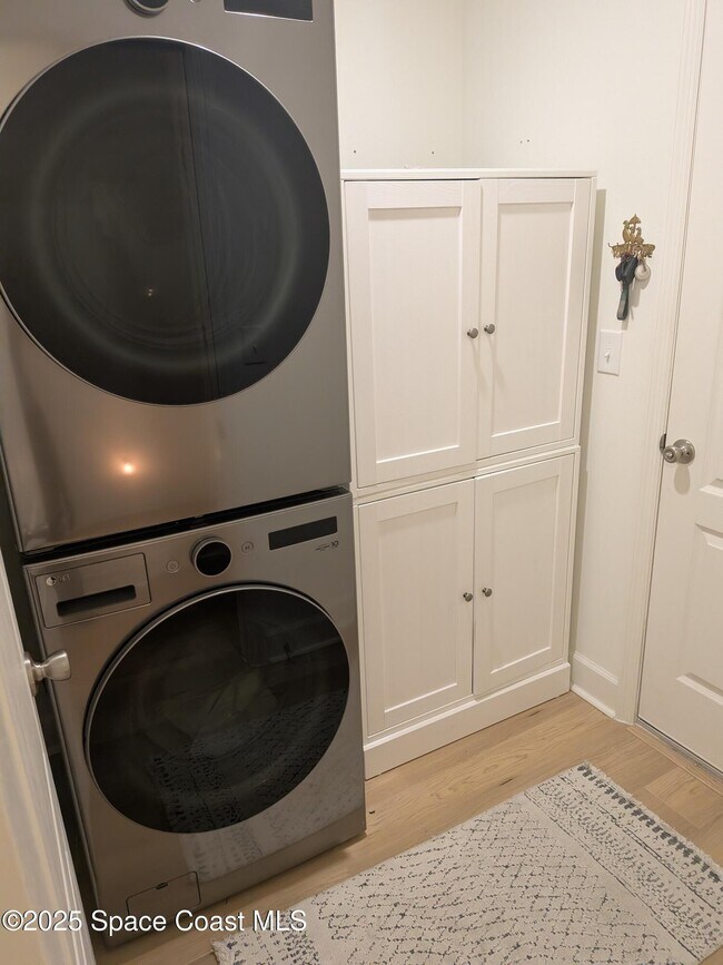 Building Photo - 3638 Grappler Cir SE