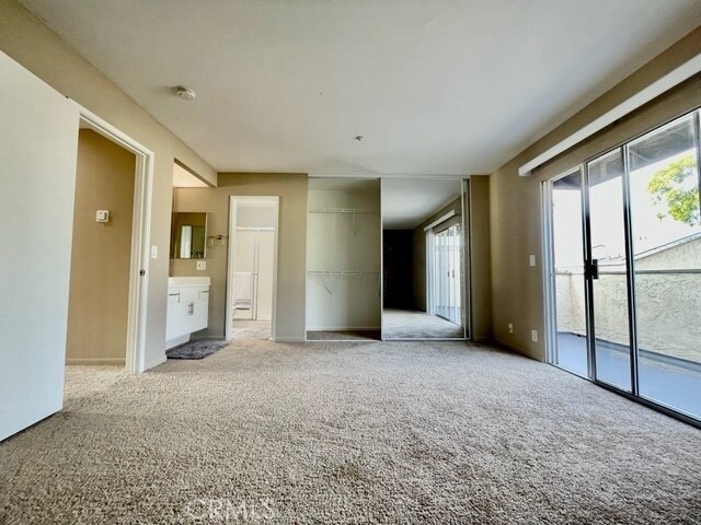 Building Photo - 17181 Elm Lane