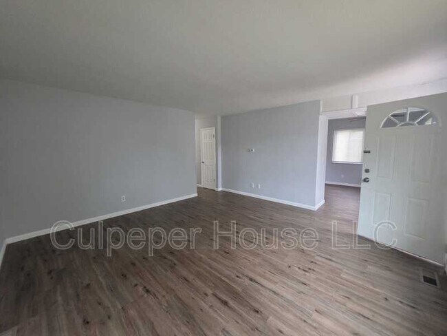 Building Photo - 3414 Forest Grove Dr