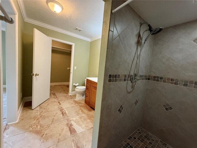 Building Photo - 3823 Martin St