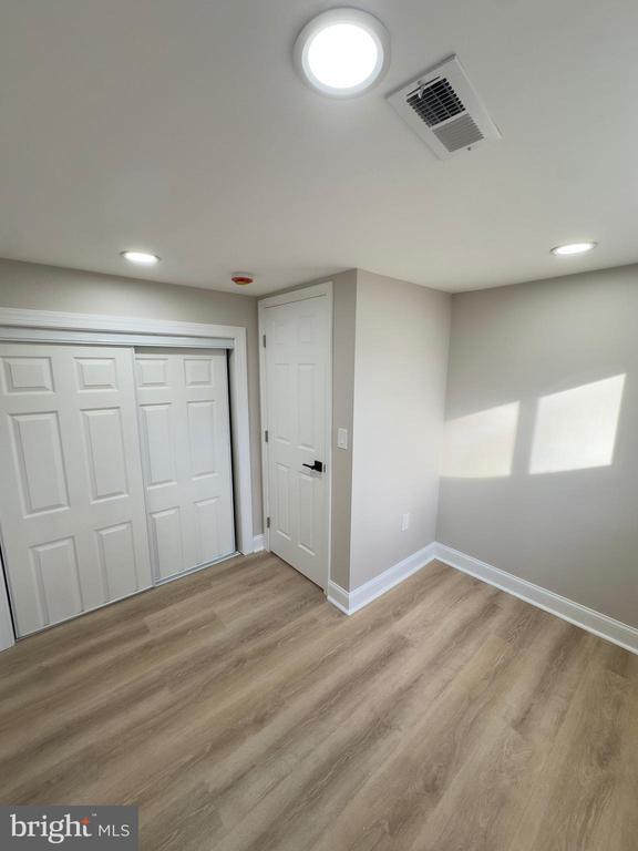 Building Photo - 4305 Elmwood Rd