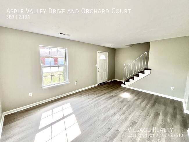 Building Photo - 910 Apple Valley Dr