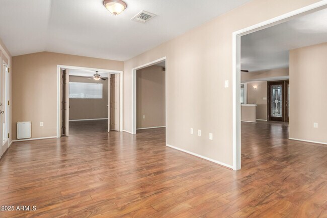 Building Photo - 13827 N Tan Tara Dr
