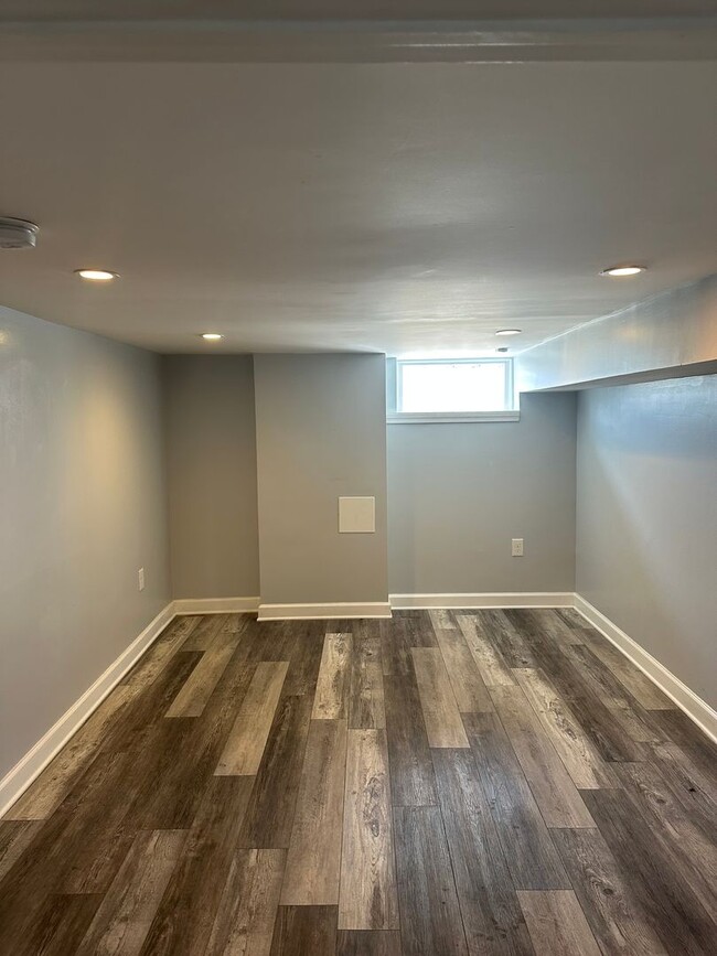 Building Photo - Stylish, Renovated Home Near Downtown Balt...