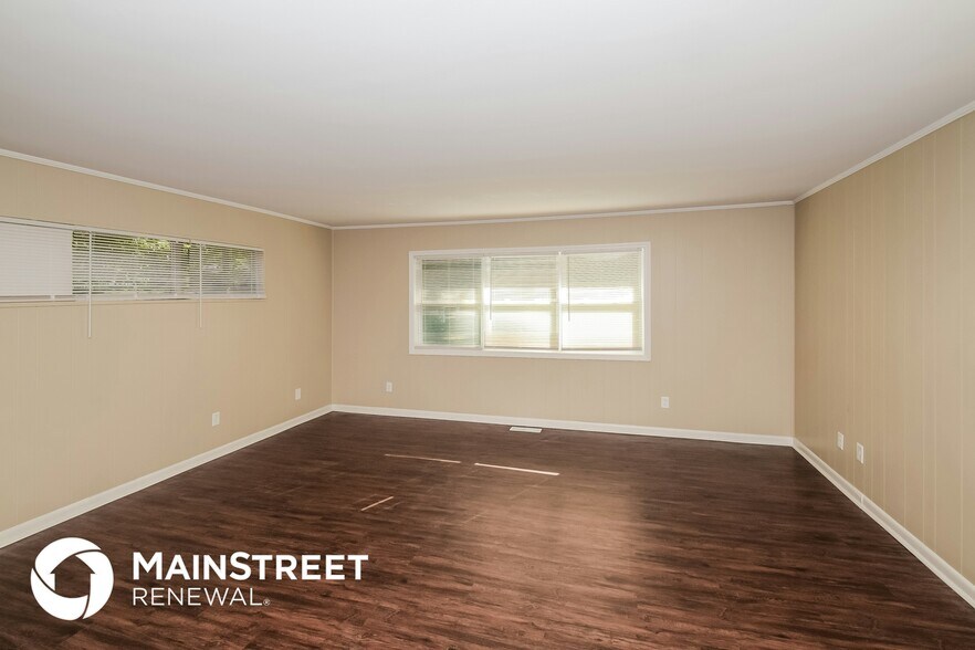 Building Photo - 1128 Lay Dr